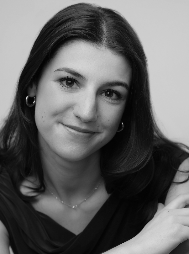 GraceYurchuk_Headshot_08.26 1